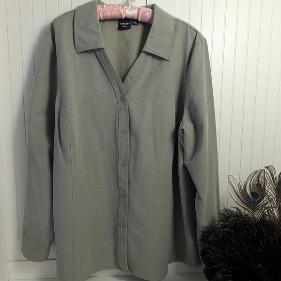 Sonoma Tops - 🎄 Blouse or jacket layerd 3@$15